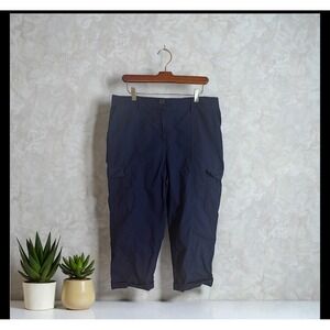 Chicos 1.5 Navy Blue Cargo Capri Pants Cropped Lightweight Cotton Spandex Medium